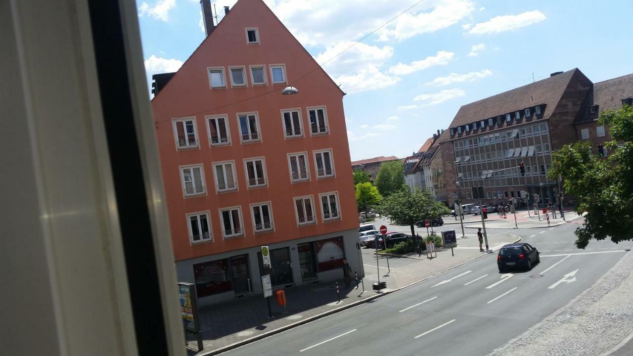 Appartamento Appartament Im Herzen Von Nuernberg Esterno foto